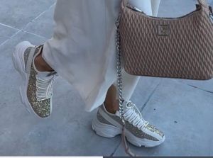 maxilla-g gold glitter