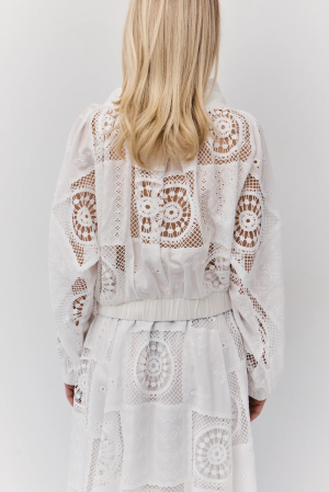  OFf white