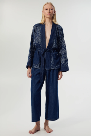  BLUE DENIM