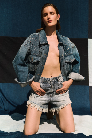  BLUE DEnim