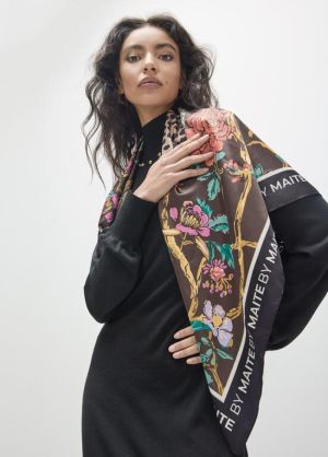 Foulard M imprimé floral 90×90 Negro-Naranja