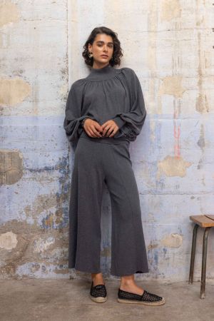  gris