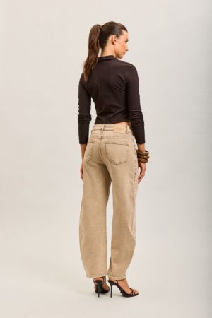 beige
